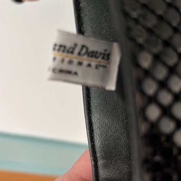 Vintage Whiting & Davis Mesh Cross Body Bag. Black with Removable Strap. - Picture 9 of 12